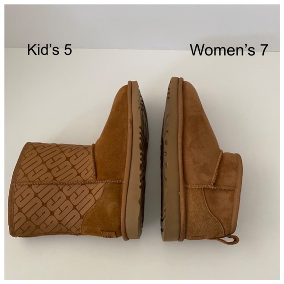 UGG Classic Short UGG Logo Boots Chestnut Kid’s 5 (Will Fit a Women’s 7) NWOB - Picture 9 of 9